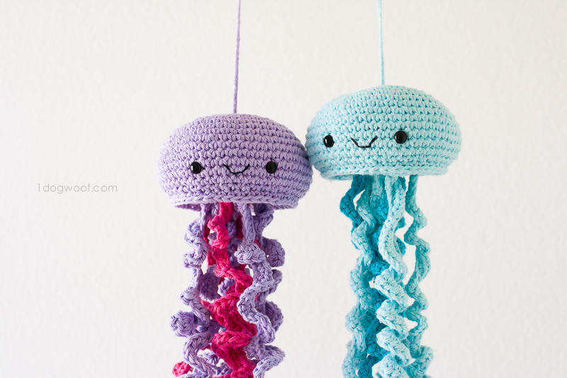 hello, wonderful - 12 darling crochet toys to make for kids with free udurwlt