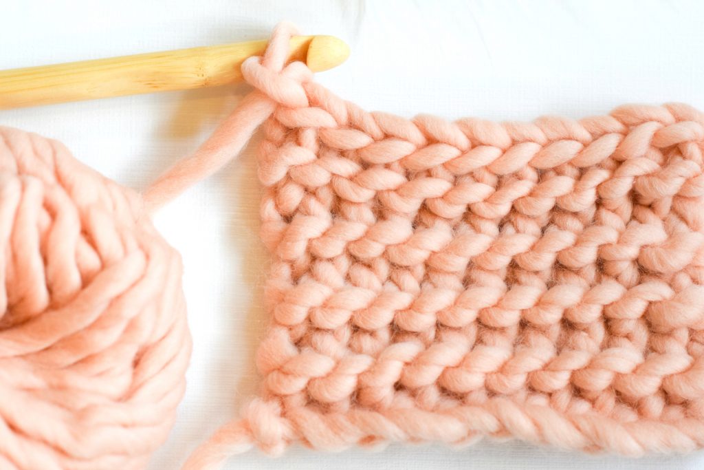 i love using super easy crochet stitches, and today i want to share kzwubkh