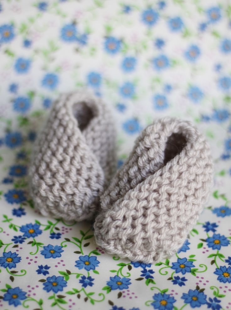 knitted baby booties knit: bitty baby booties itdjqml
