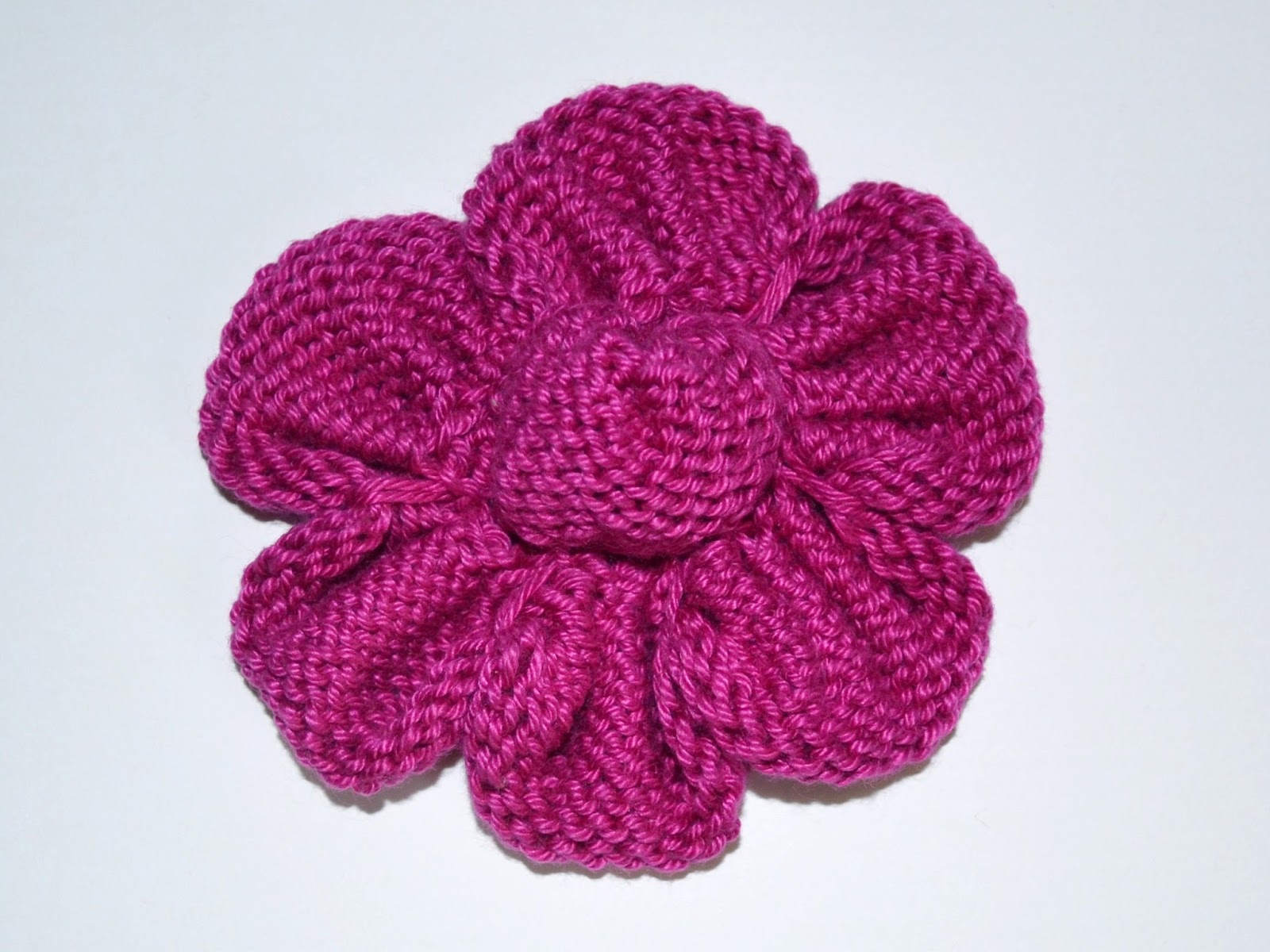 knitted flowers all flowers are knitted with sport/5-ply weight cotton yarn and size 2½ zarcmzy