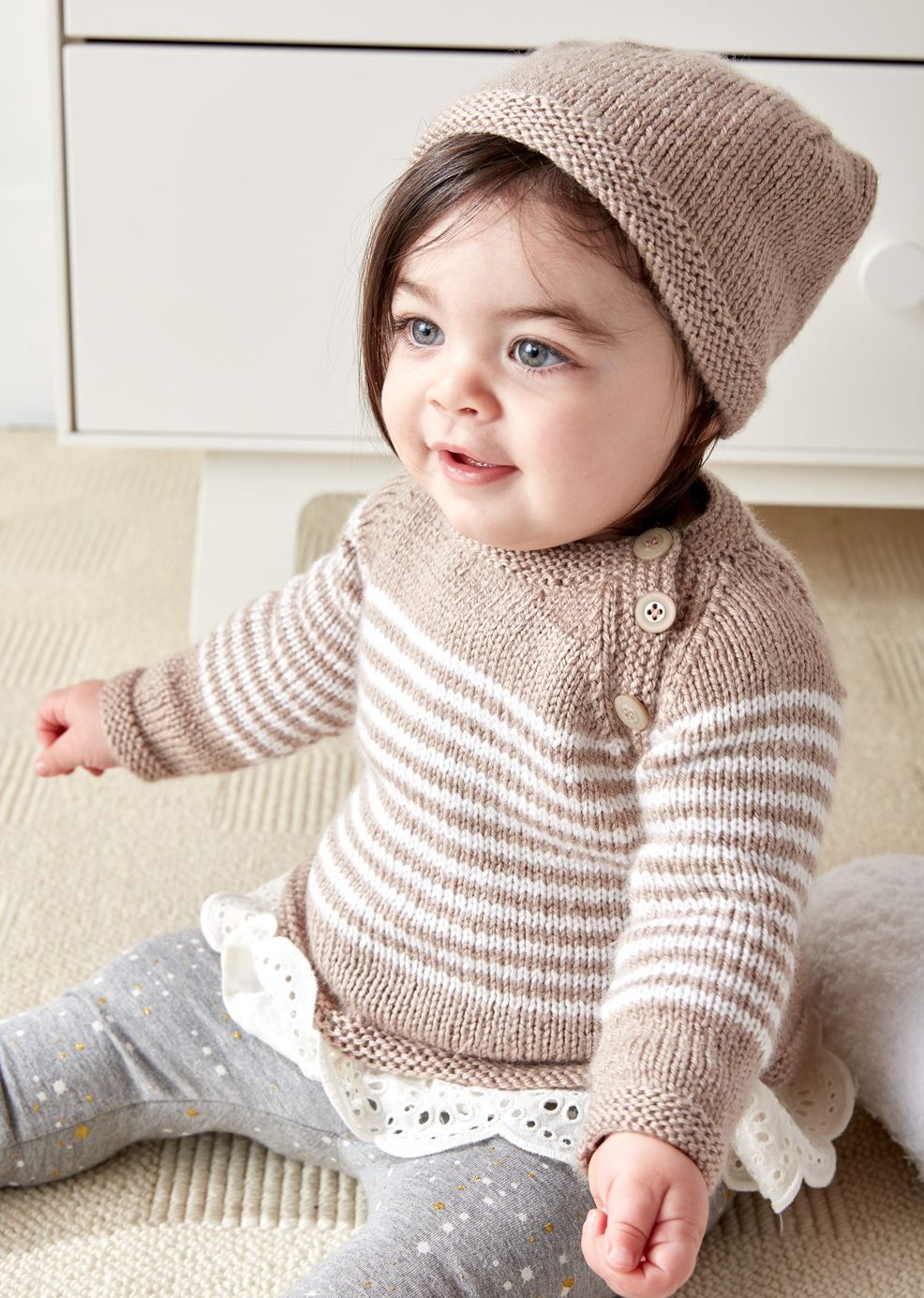 knitting patterns for babies free knitting pattern for easy wee stripes baby sweater and hat tzjewpg