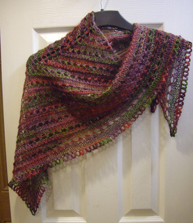 lion brand patterns ravelry: splendid triangle shawl (small) pattern by lion brand yarn zgjwxpo