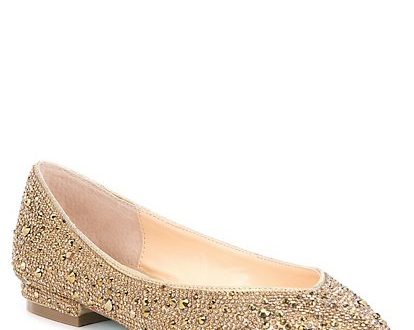 Choose the best style and design with gold flats – thefashiontamer.com