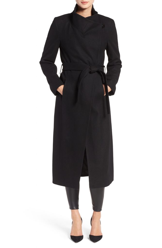 Choose long black coat as evergreen stylish wear – thefashiontamer.com
