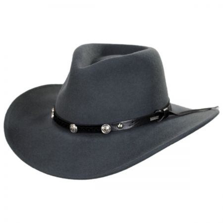 Western hats are a fashion
that work in multipurpose way