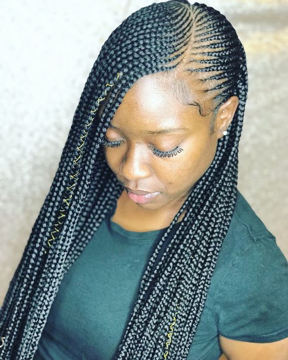 African America woman wearing beautiful braids. | Lemonade braids .