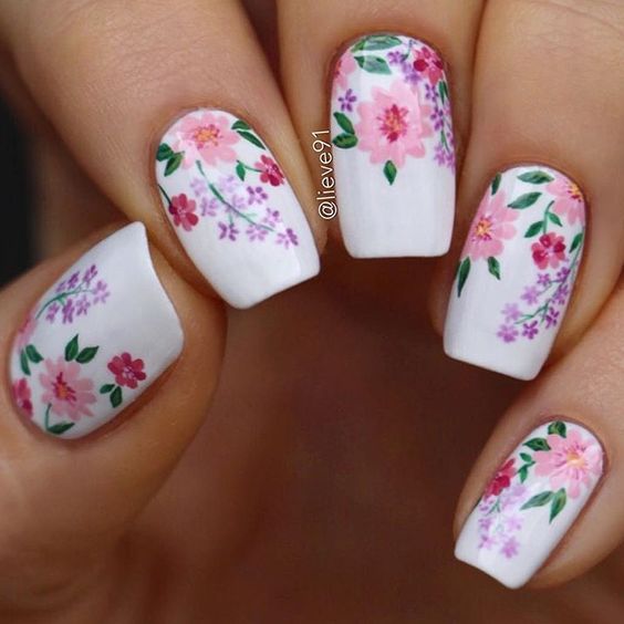 40 Beautiful Flower Nail Designs for Spring