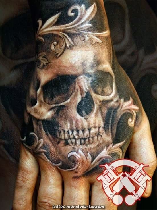 Incredible Tattoos of audacious skulls to have fun your mortality .