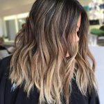 20 Natural-Looking Brunette Balayage Styl