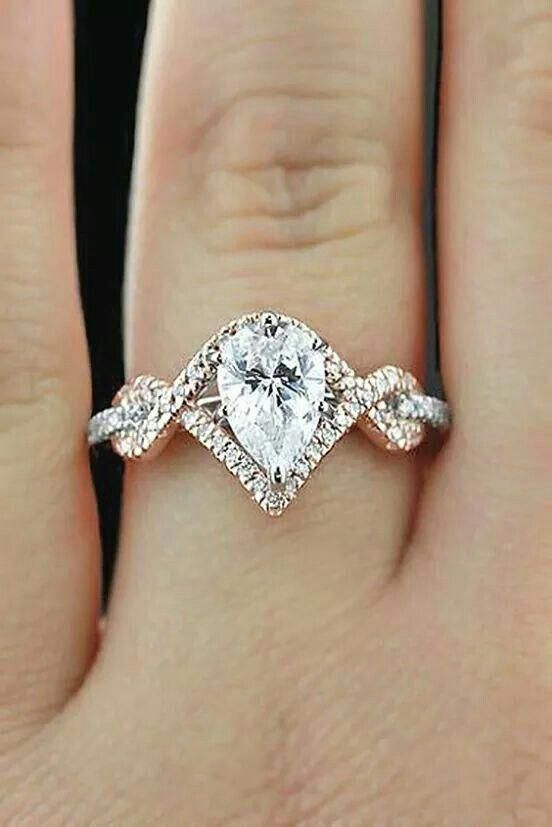 Classy unique engagement rings. #uniqueengagementrings .