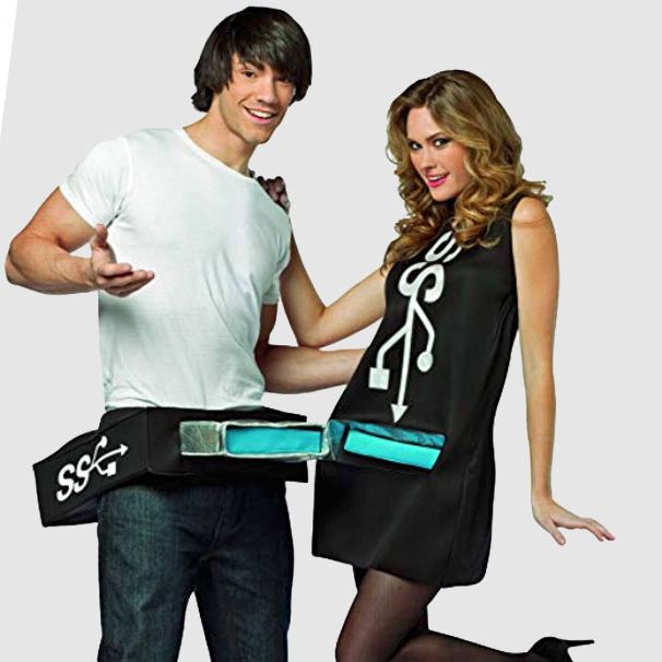 40 Best Couples Costumes for Halloween 20