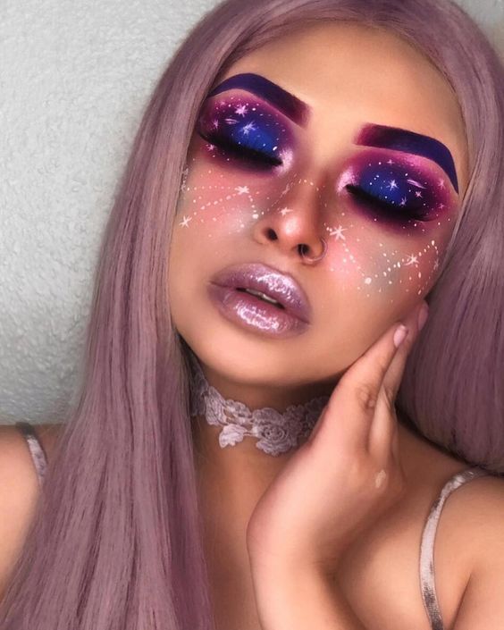 45+ Dreamy Galaxy Makeup Ideas to Become an Overnight Party Sensati
