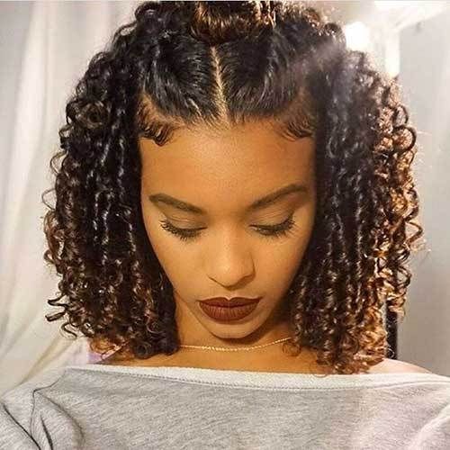 20 Latest Short Curly Hairstyles: #13. Natural Curly Hairstyle .