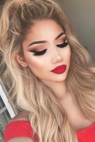 amazing-red-lipstick-looks-picture-1 - Hairs.Lond