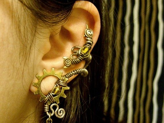 Steampunk earring / earcuff | Steampunk earrings, Women .