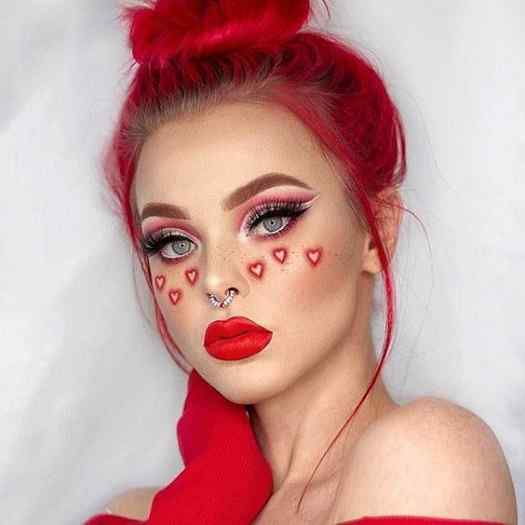 Amazing Makeup Designs That You Must Try On This Valentines D