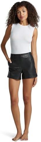 Shop Women's Shorts: Style, Comfort & Versatility Await!