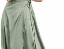 Elegant Women’s Dresses for Various Occasions and Sizes