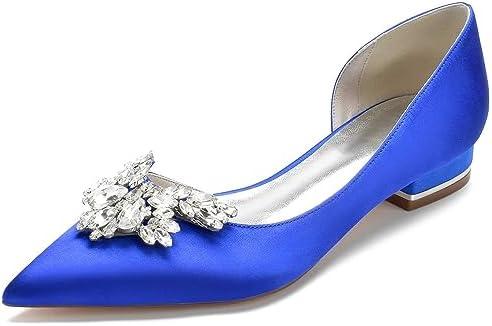 Chic and Comfortable: Must-Have Women's Flat Shoes