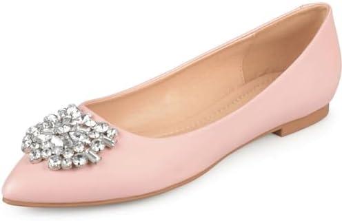 Explore stylish women's flats for every occasion here!