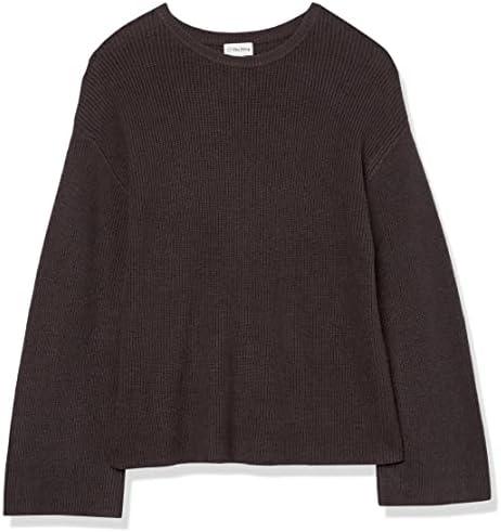 Unpacking Style: Our Take on The Drop's Alice Sweater