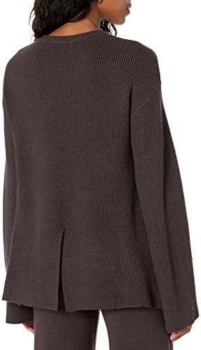 Unpacking Style: Our Take on The Drop's Alice Sweater