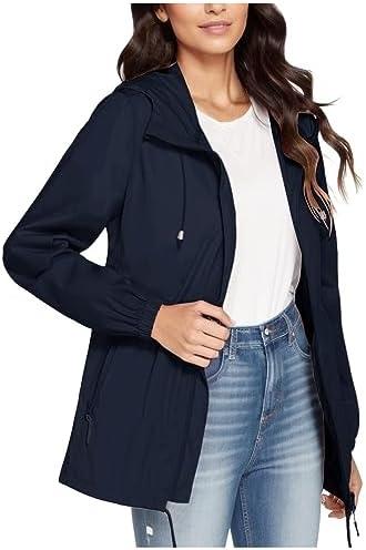 Stylish Women's Outerwear: ⁤Function Meets Fashion