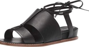 Step into Style: Our Review of Vince Women’s Forster Sandals