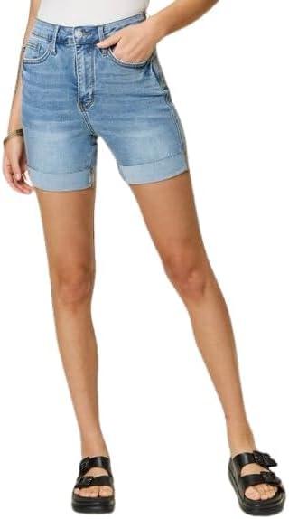 Explore stylish ‌women's shorts for summer comfort!