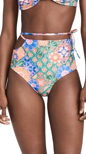 Explore Trendy Women's Bikinis Perfect for Beach Days!