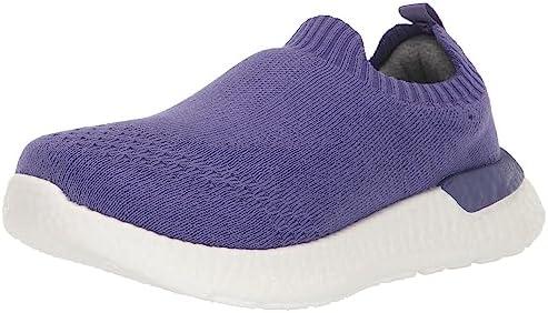 Sleek Comfort: Women's Lightweight Slip-On Sneakers