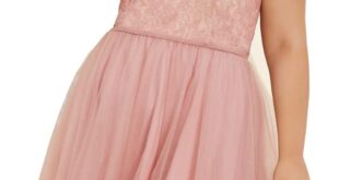 Our Honest Take on the Plus Size Floral Lace Tulle Midi Dress