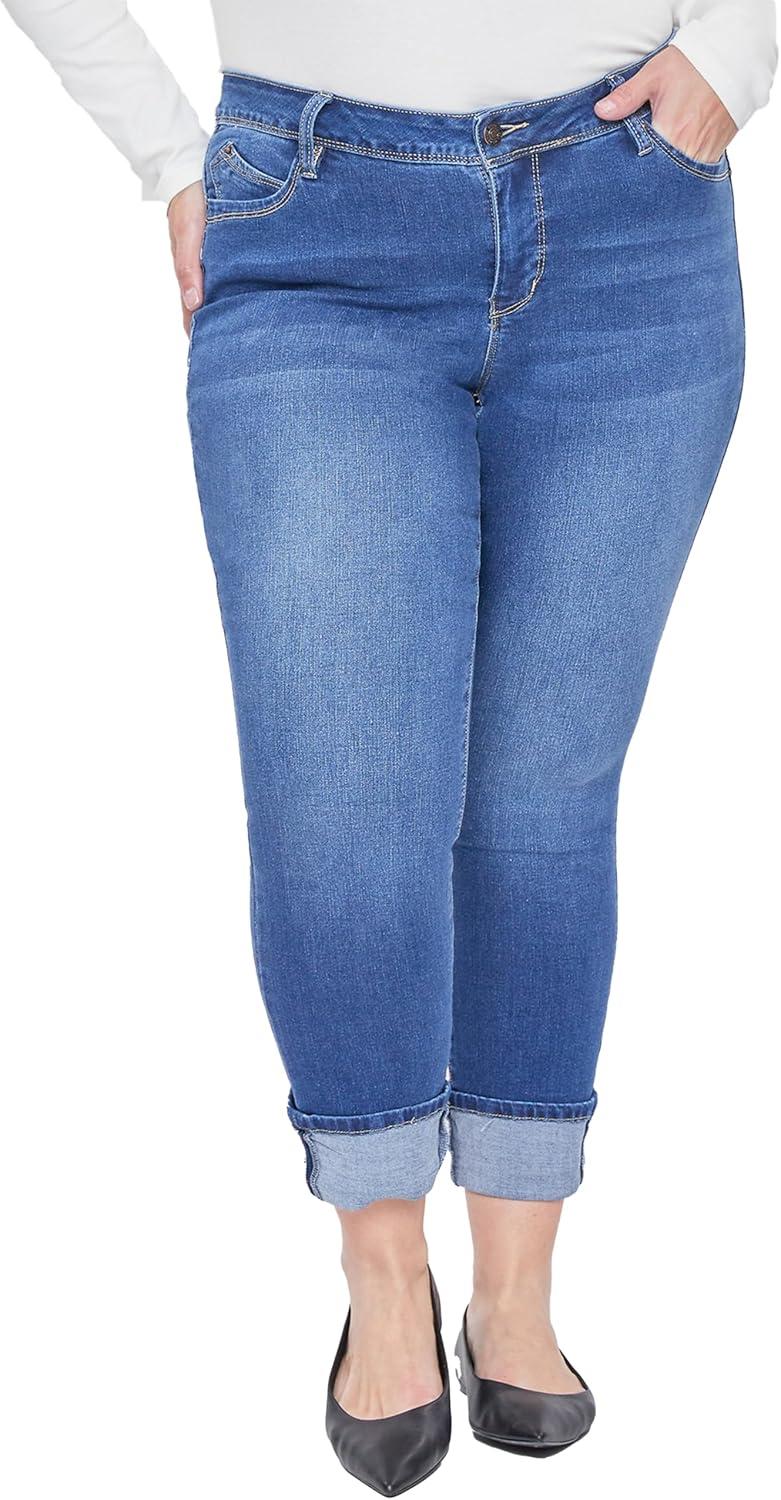 Finding the Perfect Fit: Our Take on WannaBettaButt Mid-Rise Jeans