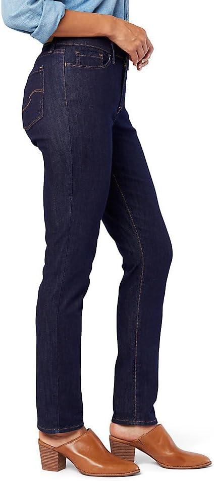 Our Take on Levi Strauss Signature Gold Women's Classic Taper Jeans