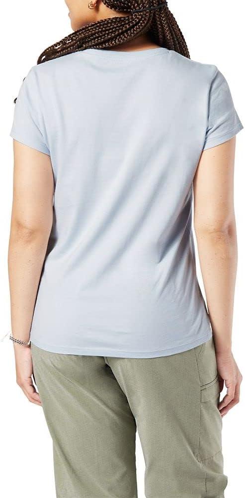 Our Take⁣ on Levi's Signature gold Tee: Stylish Comfort for All Sizes