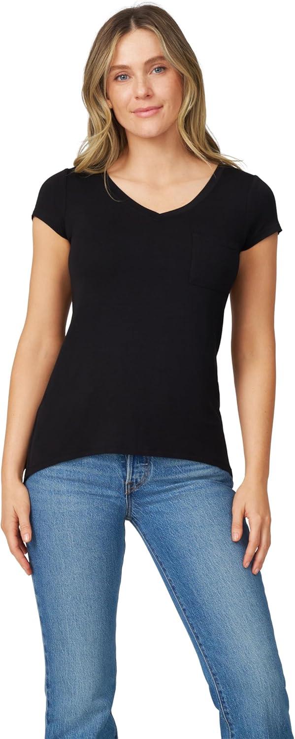 Why We're Loving‌ the Cable & Gauge V-Neck Swing Tee with Pocket