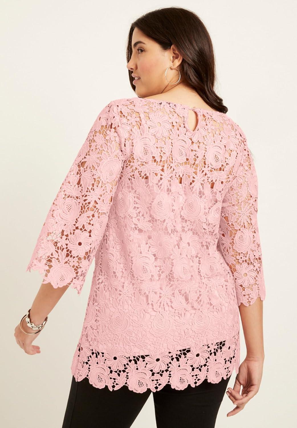 Our Honest‌ Take on the Women's Plus ⁢Size‌ Soft Blush Lace Top