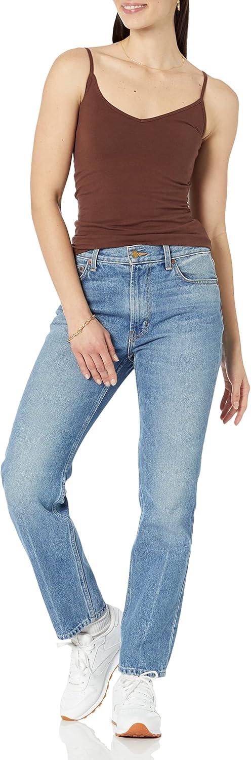 Our ⁢Take on ⁢Amazon Essentials Slim-Fit​ V-Neck Camis: Versatile & Comfy