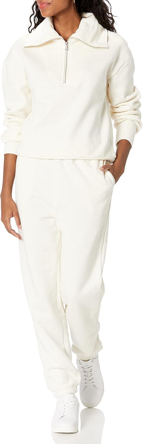 Why We're Loving The drop's Hayley Half Zip Fleece Sweatshirt