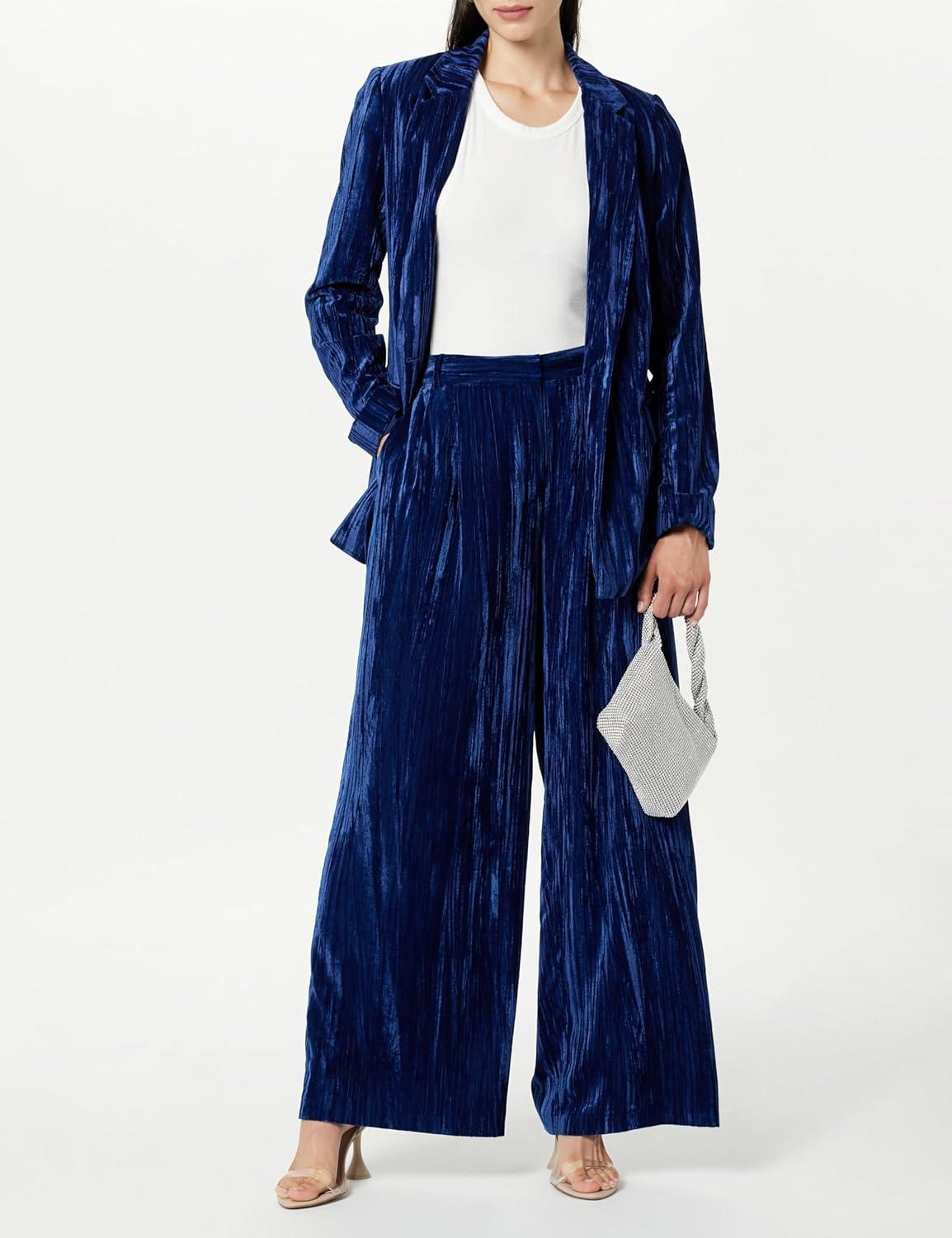 Our Take on The ⁣Drop's Lucia Velvet Wide leg Trousers: Style & Fit Reviewed