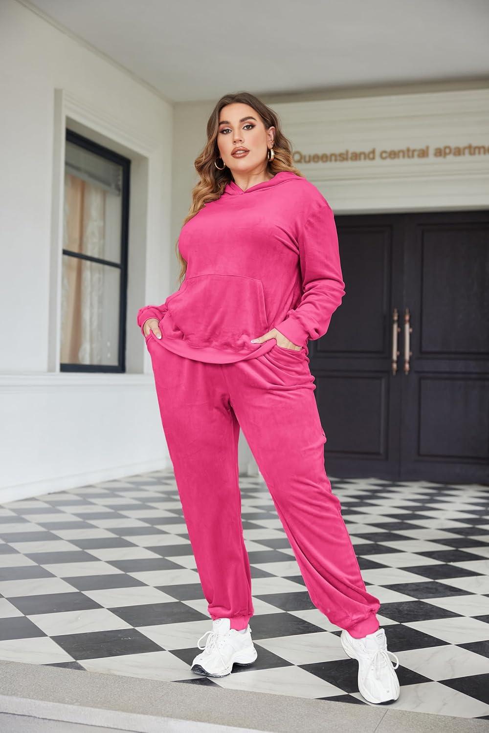 Our Honest Take on the IN'VOLAND Plus Size Velour Sweatsuit Set