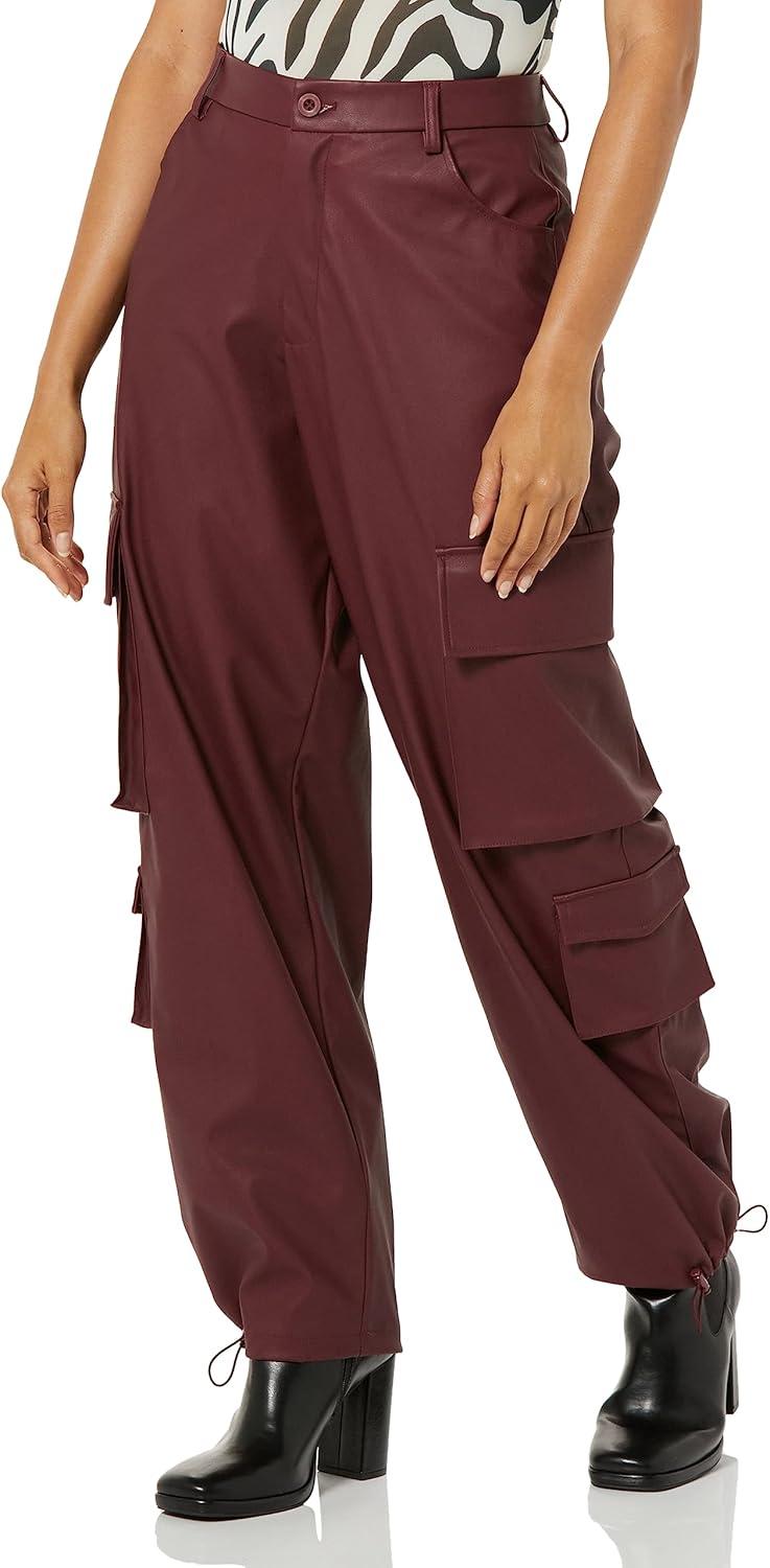 Our Take ⁣on TEREA's Anika Vegan Leather Cargo Pant: Bold and Balanced