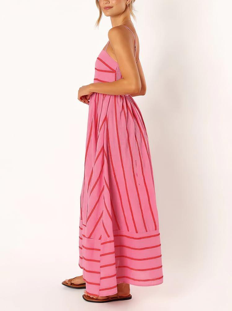 Our take on the Women's Spaghetti Strap Cut‌ Out Maxi Dress