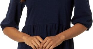 Why We Love the NIC+ZOE Elbow Sleeve V-Neck Dress