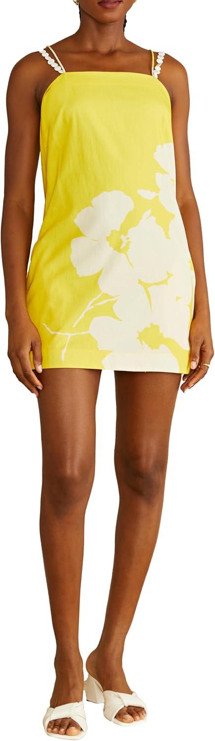 Stepping Into Elegance: Exploring the AMUR Lita Mini Dress