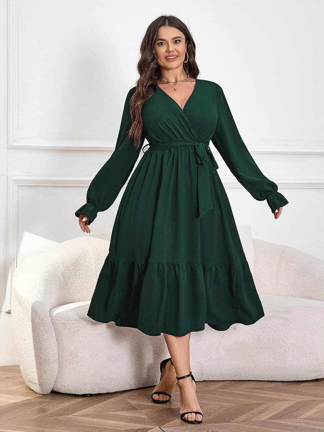 Flowy elegance: Exploring SCOMCHIC's Plus Size Maxi Dress