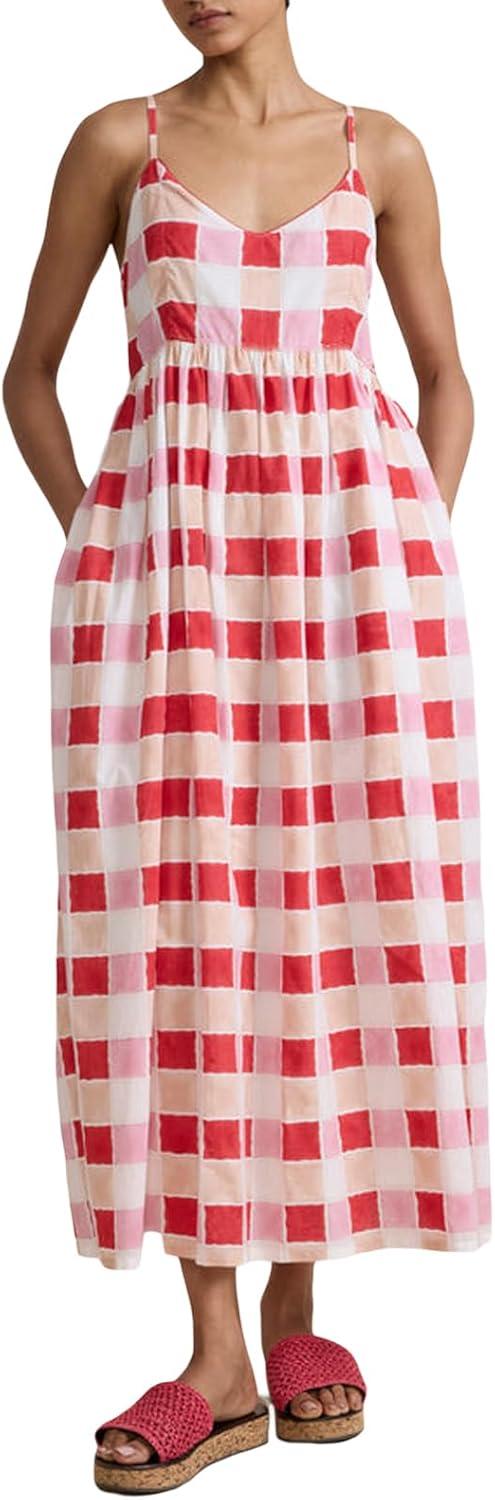 Spaghetti Straps and Stripes: A Fresh Take on Summer Dresses