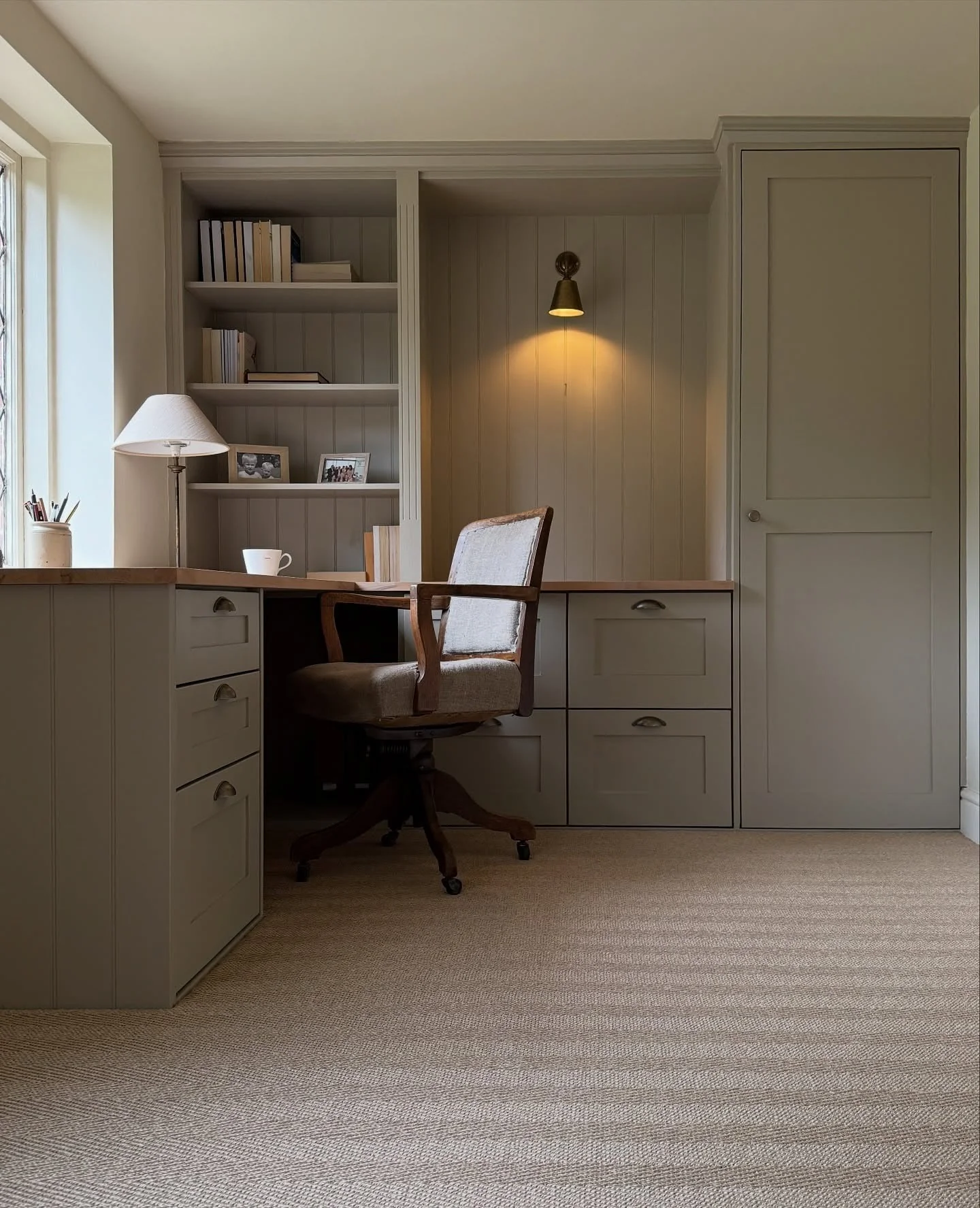 13 Smart and Stylish Paint Colors to Transform Your Office 13 Smart and Stylish Paint Colors to Transform Your Office