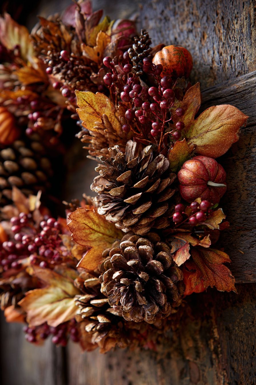 Craft a Pinecone Harvest Wreath