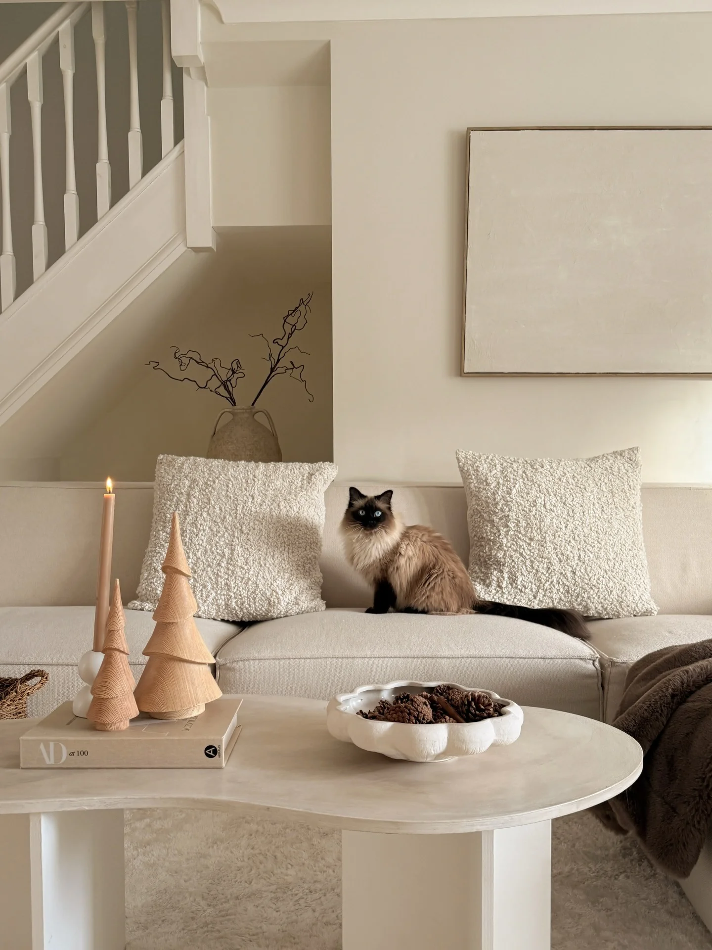 Calm Contemporary Living Room in Ivory and Taupe